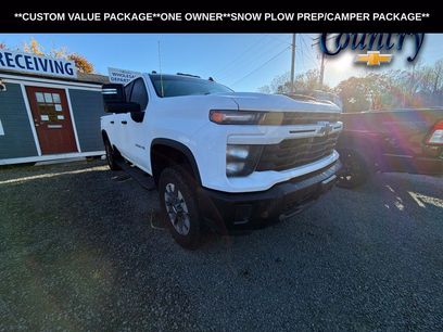 Used 2025 Chevrolet Silverado 2500 Custom w/ Custom Value Package