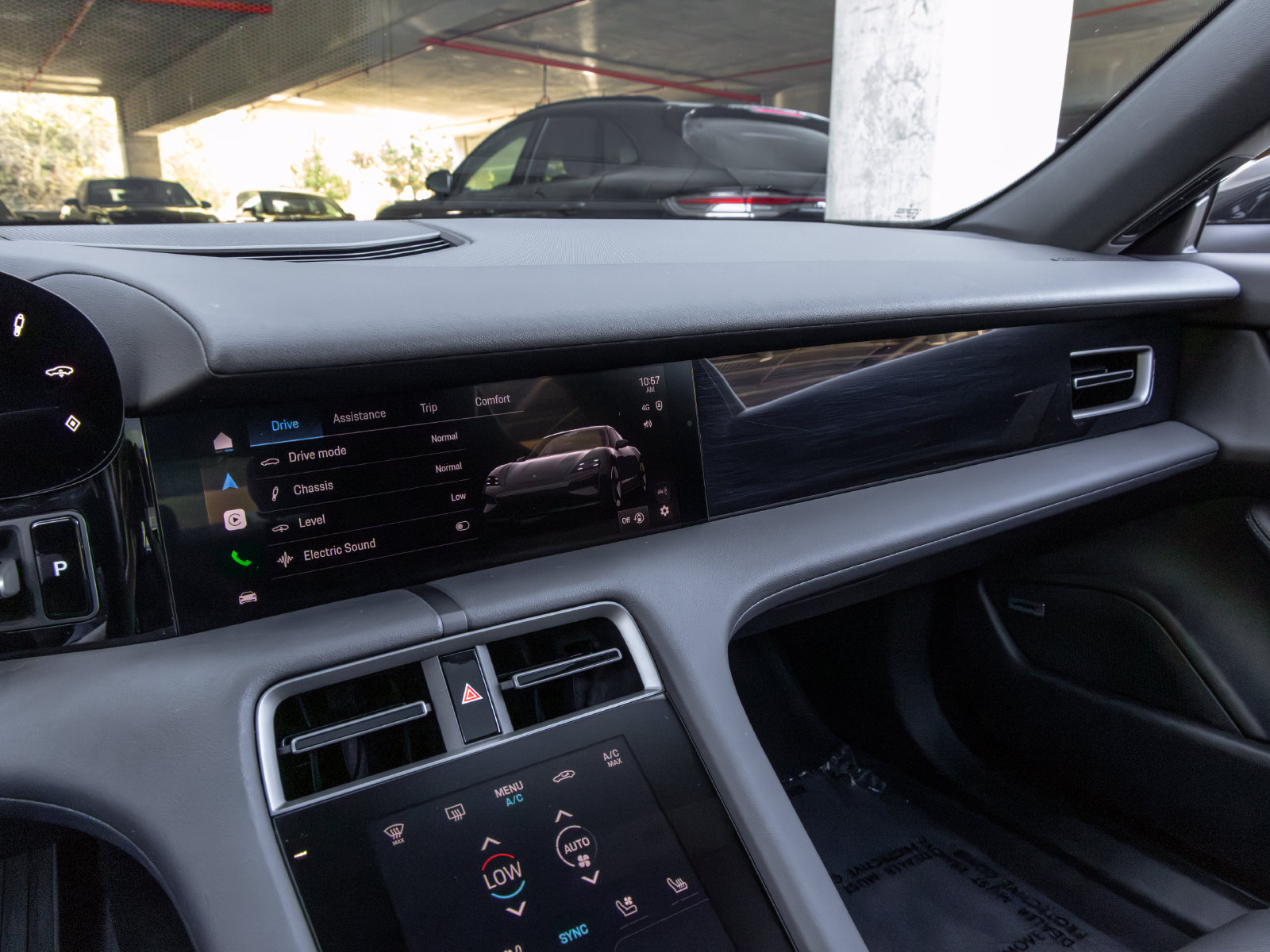 Certified 2026 Porsche Taycan AWD/4WD image 34