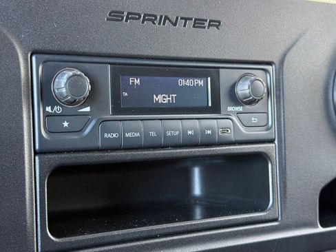 Used 2025 Mercedes-Benz Sprinter 2500 image 16