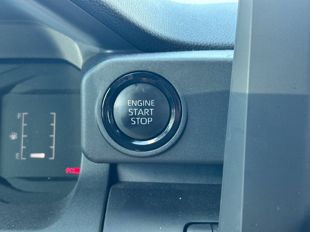 Certified 2025 Toyota Tacoma SR AWD/4WD image 25
