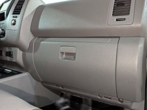 Used 2021 Nissan NV 2500 S image 20