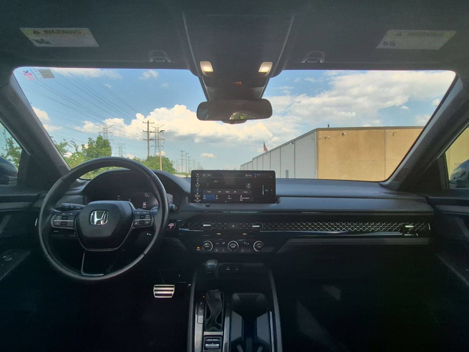 Used 2024 Honda Accord Sport image 27