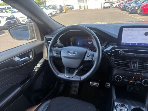 Used 2024 Ford Escape ST-Line AWD/4WD image 36