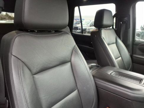 Used 2021 Chevrolet Tahoe Z71 w/ Z71 Signature Package image 21