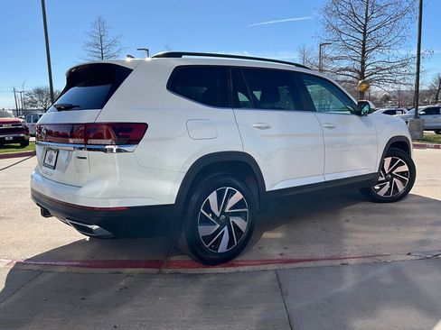 Used 2025 Volkswagen Atlas SE image 6
