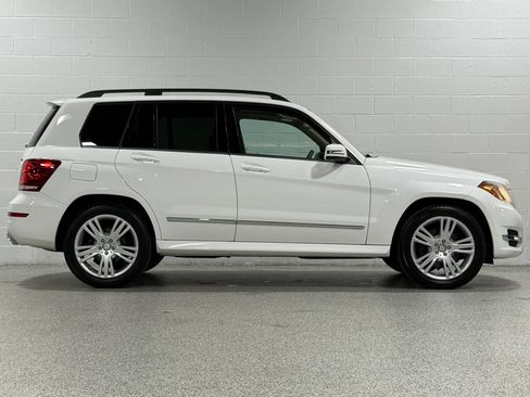Used 2015 Mercedes-Benz GLK 350 4MATIC image 5