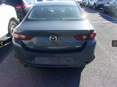 Used 2023 MAZDA MAZDA3 s image 4