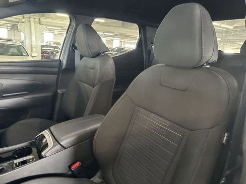 Used 2025 Hyundai Santa Cruz SE FWD image 13