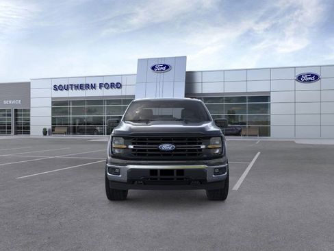 New 2026 Ford F150 XLT w/ XLT Chrome Appearance Package image 6
