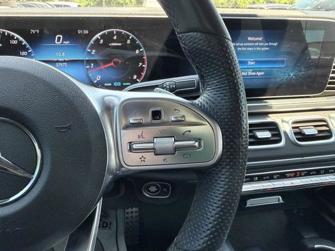 Used 2023 Mercedes-Benz GLS 450 4MATIC image 12