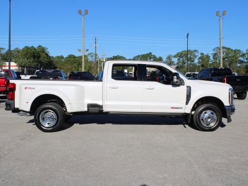 Used 2024 Ford F350 Lariat w/ Lariat Ultimate Package image 14