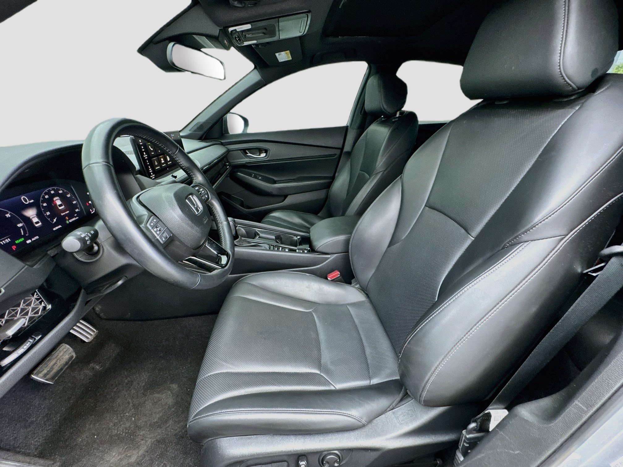 Used 2025 Honda Accord Sport image 13