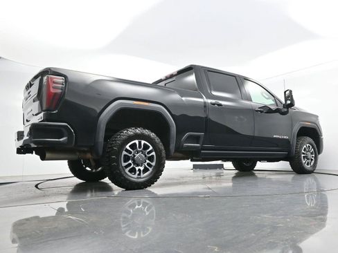 Used 2024 GMC Sierra 2500 AT4 w/ AT4 Premium Plus Package AWD/4WD image 52