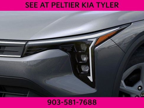 New 2025 Kia K4 LXS image 11