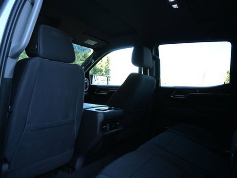 Used 2024 Chevrolet Silverado 1500 LT Trail Boss image 30