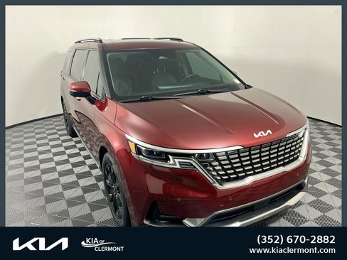 Certified 2024 Kia Carnival SX Prestige FWD image 1