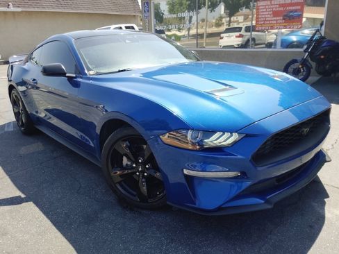 Used 2022 Ford Mustang Coupe w/ Equipment Group 101A RWD image 4
