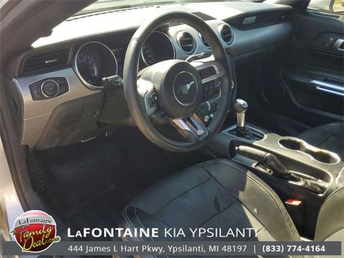 Used 2018 Ford Mustang Premium image 12