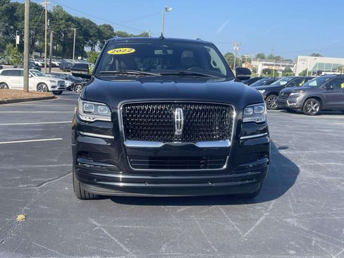 Used 2022 Lincoln Navigator L Reserve AWD/4WD image 2
