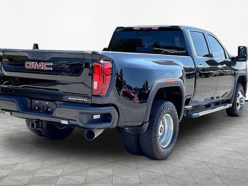 Used 2022 GMC Sierra 3500 Denali w/ Denali Ultimate Package AWD/4WD image 5