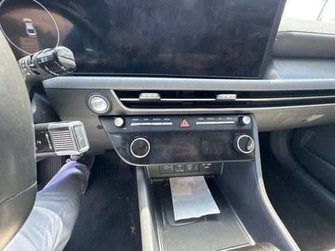 Certified 2024 Hyundai Sonata SEL w/ Convenience Package FWD image 33