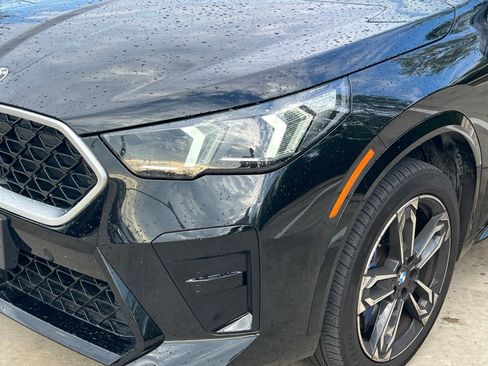 Used 2025 BMW X2 xDrive28i AWD/4WD image 4