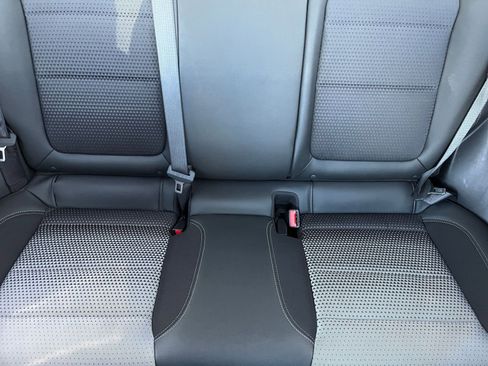 Used 2025 Chevrolet Trax LT image 37