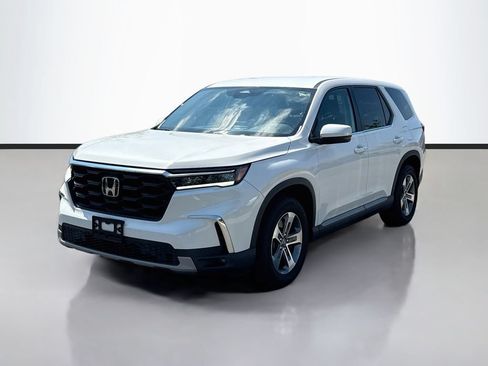 Used 2025 Honda Pilot EX-L image 3