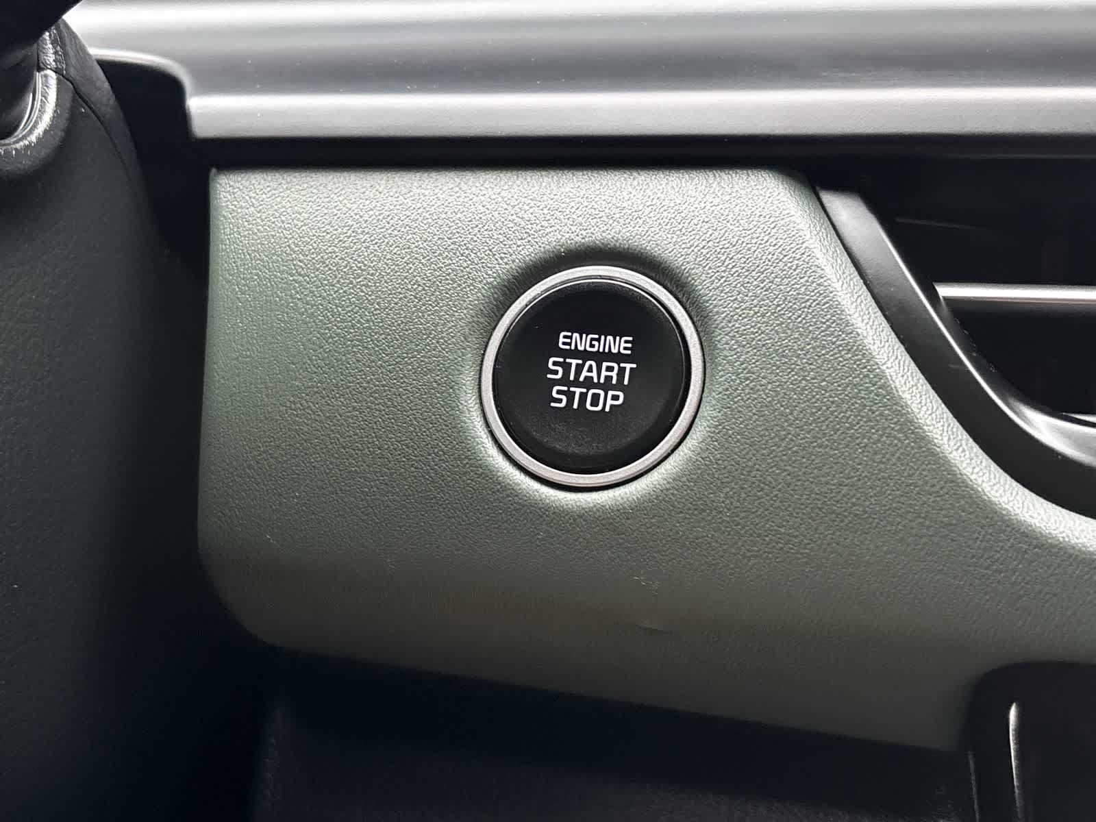 Used 2024 Kia Seltos SX w/ SX Sunroof Package AWD/4WD image 26