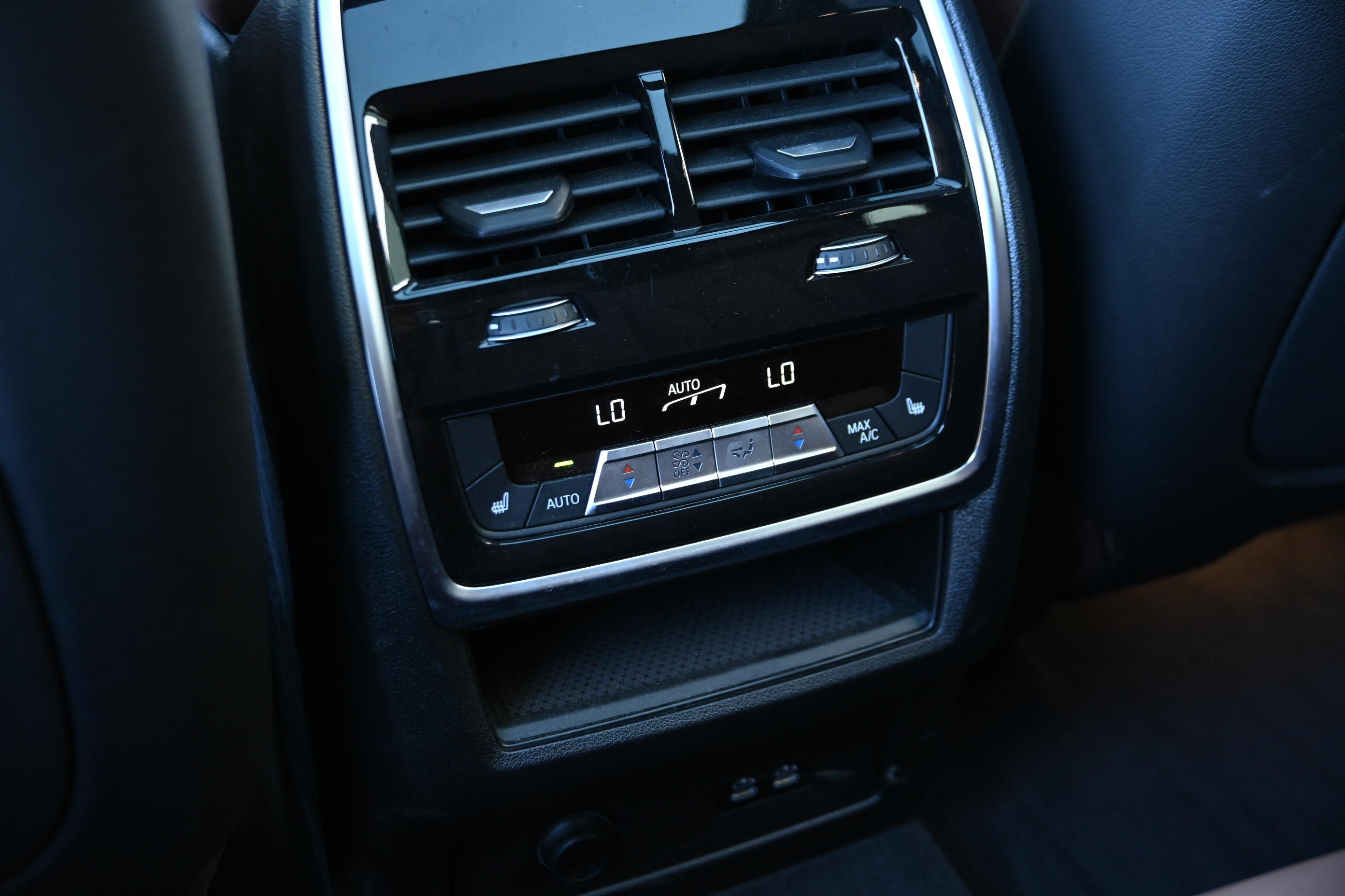 Used 2025 BMW X5 M60i w/ Executive Package AWD/4WD image 30