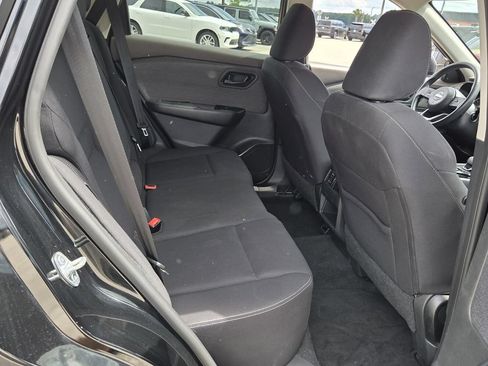 Used 2023 Nissan Rogue S FWD image 17