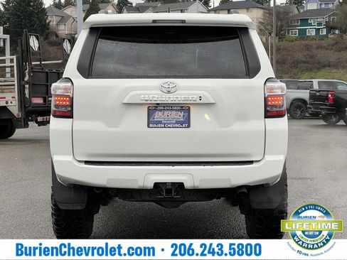 Used 2022 Toyota 4Runner SR5 image 4