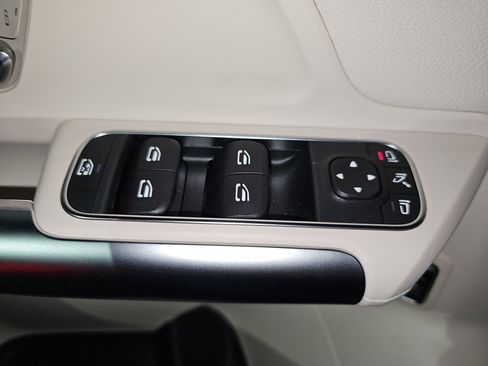 Certified 2024 Mercedes-Benz GLA 250 image 29