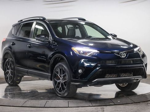 Certified 2018 Toyota RAV4 SE FWD image 6