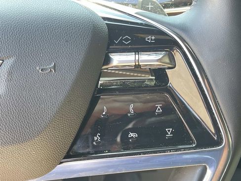 Certified 2025 Cadillac Escalade Sport w/ Touring Package AWD/4WD image 42