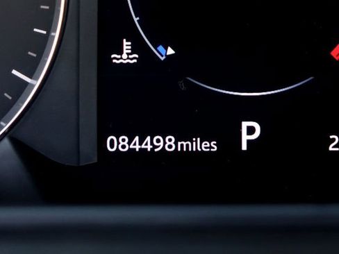 Used 2019 Land Rover Range Rover Velar S image 45