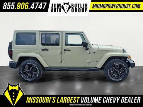 Used 2018 Jeep Wrangler Unlimited Sahara image 10