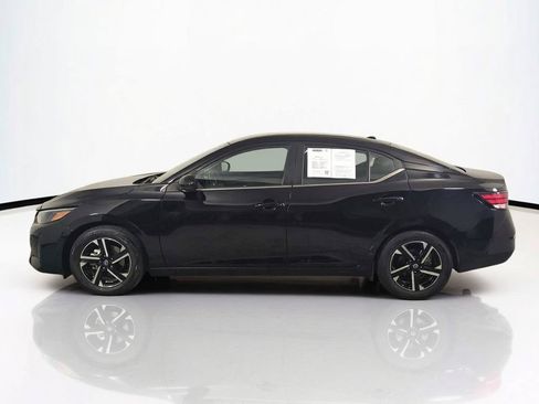 Used 2025 Nissan Sentra SV FWD image 8