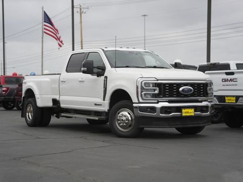 Used 2024 Ford F350 Lariat w/ FX4 Off-Road Package image 2