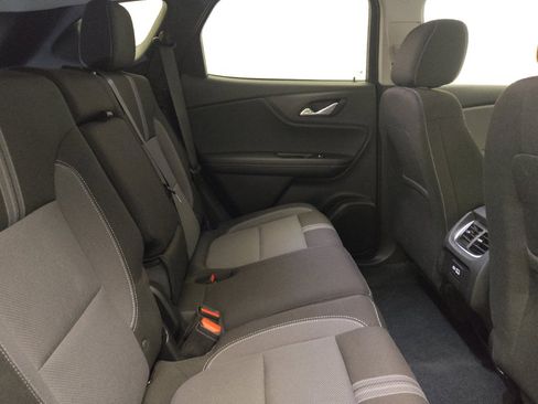 Used 2024 Chevrolet Blazer LT w/ Convenience Package FWD image 19