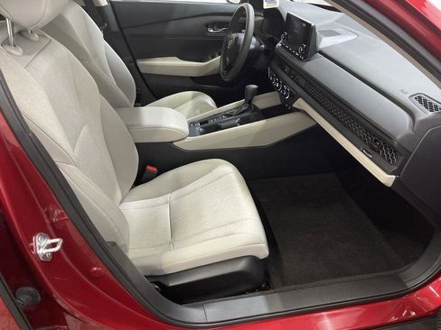 Certified 2023 Honda Accord LX image 22