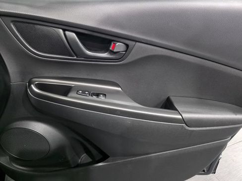 Used 2020 Hyundai Kona SE AWD/4WD image 13