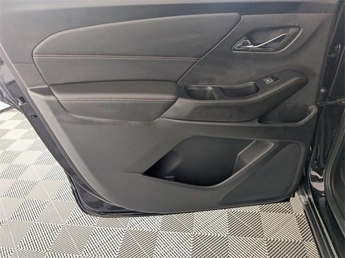 Certified 2023 Chevrolet Traverse RS w/ LPO, Floor Liner Package image 29