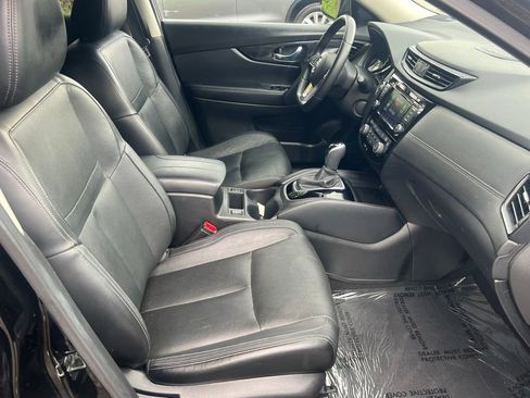 Used 2018 Nissan Rogue SL FWD image 15