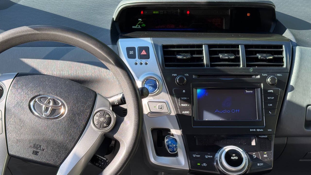 Used 2014 Toyota Prius V Three FWD image 14