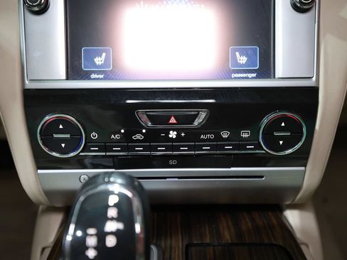 Used 2015 Maserati Quattroporte S Q4 AWD/4WD image 20