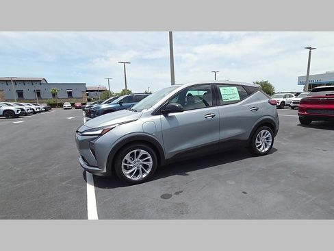 New 2027 Chevrolet Bolt LT FWD image 23