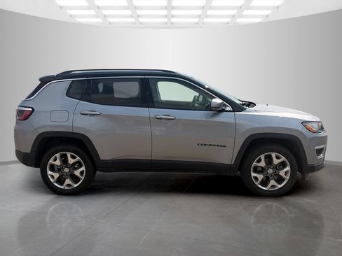 Used 2021 Jeep Compass Limited AWD/4WD image 3