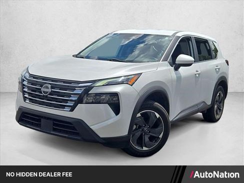 Used 2024 Nissan Rogue SV AWD/4WD image 1