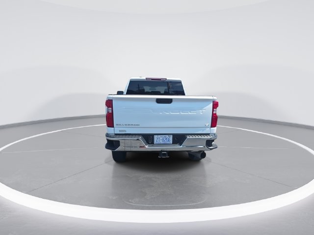 Used 2025 Chevrolet Silverado 2500 LT w/ Convenience Package AWD/4WD image 7